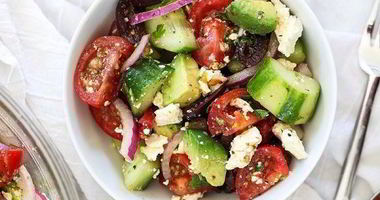 Рецепт Греческого салата с авокадо