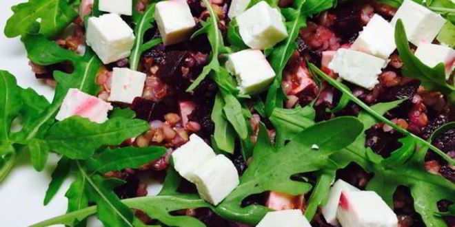 Рецепт салата из гречки со свеклой и брынзой