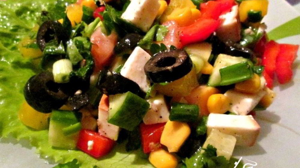 Как приготовить салат не греческий