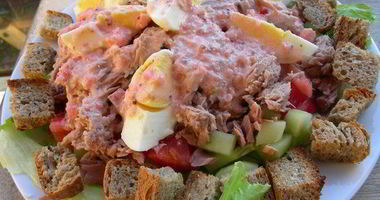 Рецепт Салата с тунцом по-гречески