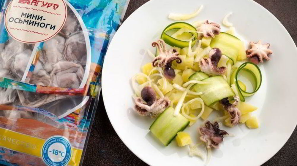 Как приготовить картофельный салат с мини-осьминогами