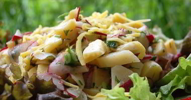 Рецепт Картофельного салата с редиской и зеленью