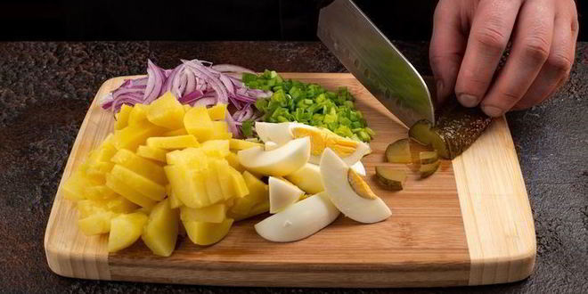 Рецепт немецкого картофельного салата с домашним майонезом