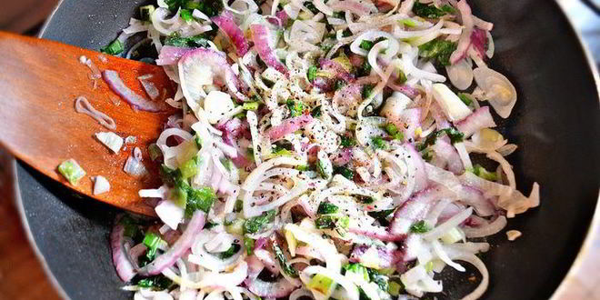 Рецепт салата из картофеля и черемши