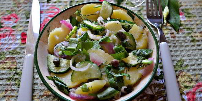 Рецепт салата из картофеля и черемши