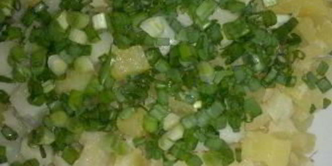 Рецепт салата с картошкой и консервированными кальмарами
