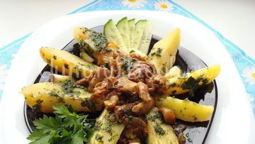 Рецепт Теплого картофельного салата с грибами