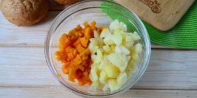 Рецепт булочек, фаршированных салатом оливье