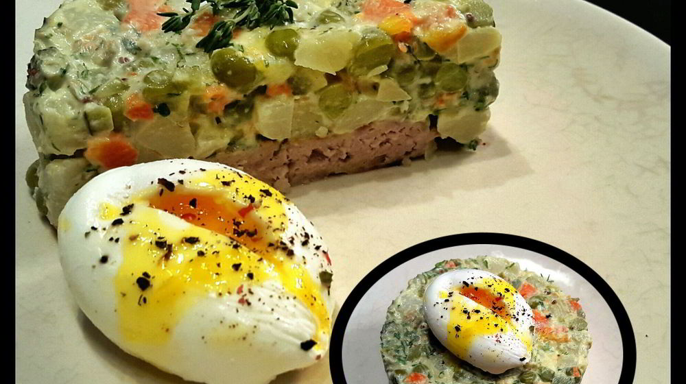 Как приготовить оливье на мясной подушке