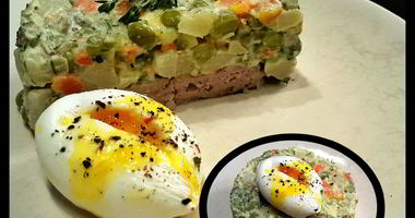 Рецепт Оливье на мясной подушке