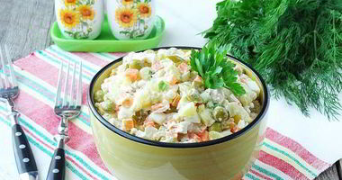 Рецепт Салата столичного оливье