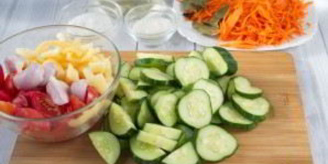 Рецепт салата из огурцов привет из лета