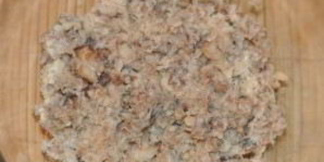 Рецепт мимозы с маслом и сыром