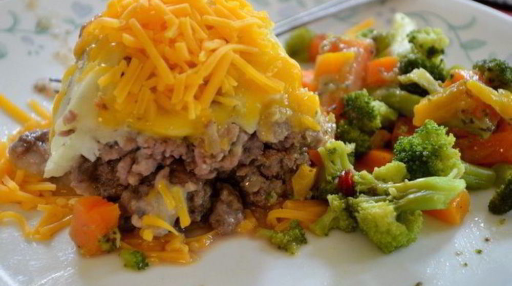 Как приготовить мясной хлеб под шубой