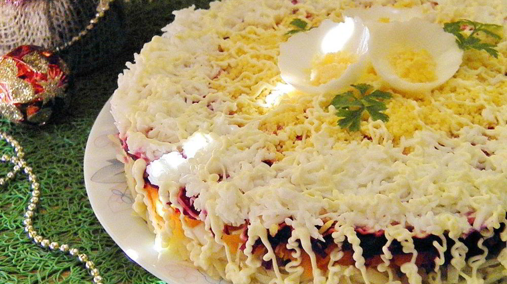 Как приготовить селедку под шубой без майонеза