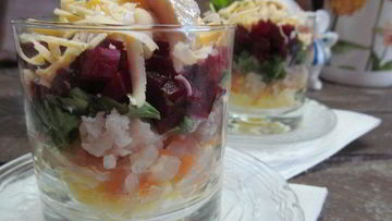 Рецепт Селедки под шубой с маринованным луком