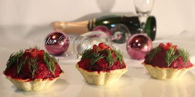 Рецепт селедки под шубой в картофельных корзинках