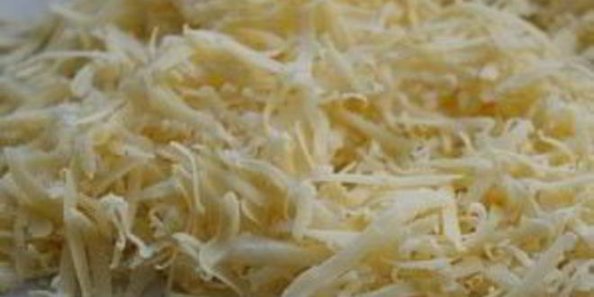 Рецепт салата цезарь с колбасой