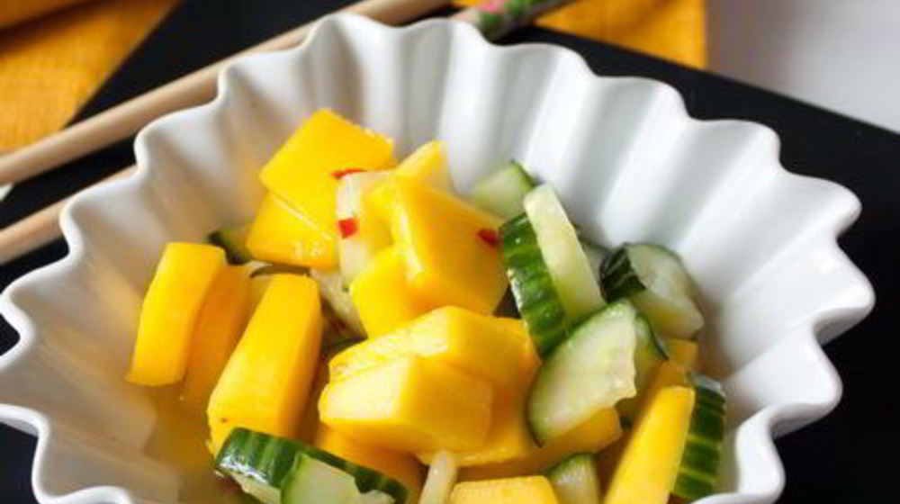 Как приготовить тайский салат из манго и огурца