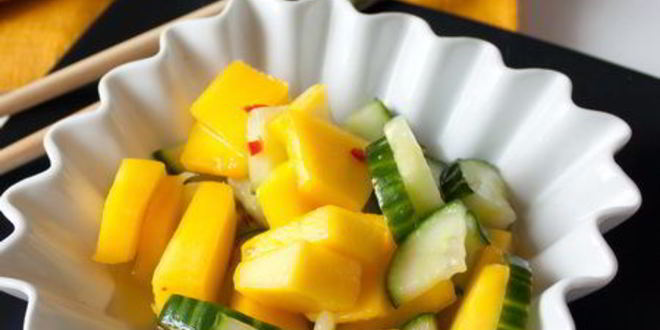 Рецепт тайского салата из манго и огурца