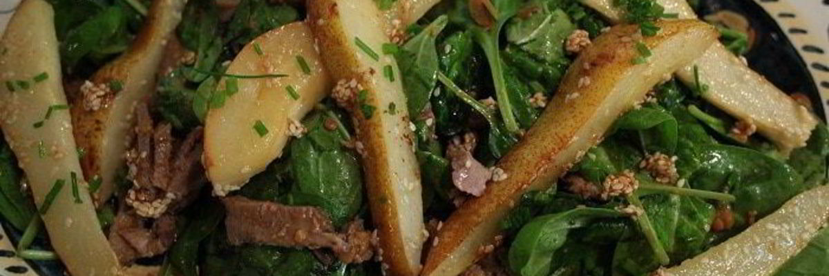 Рецепт Японского салата с языком и карамелизированной грушей