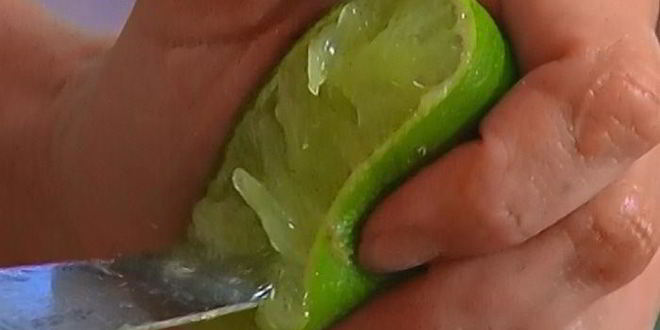 Рецепт японского салата с языком и карамелизированной грушей