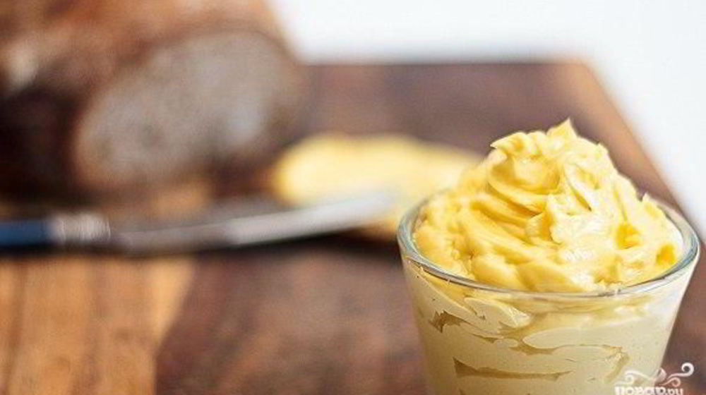 Как приготовить домашний чесночный майонез