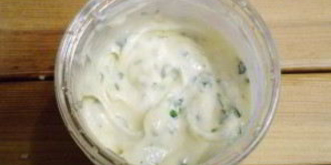 Рецепт домашнего майонеза на курином яйце с чесноком и зеленью