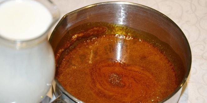 Рецепт карамельно-сливочного соус для торта, десертов, блинов