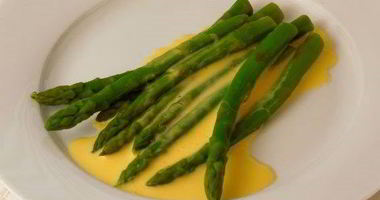 Рецепт Оливкового соуса к овощам на основе голландеза