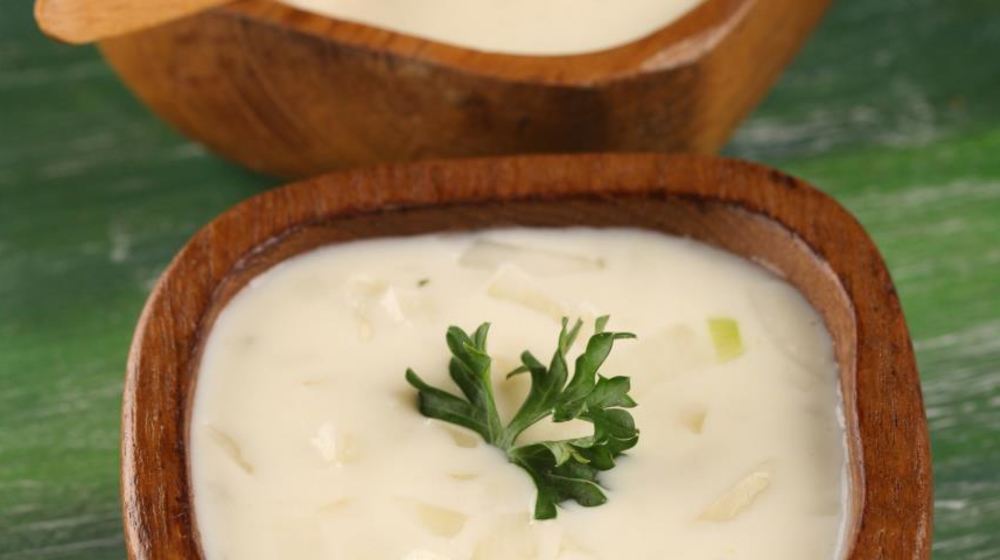 Как приготовить соусы бешамель и субиз