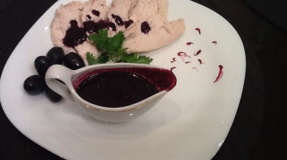 Как приготовить соус из печеного винограда