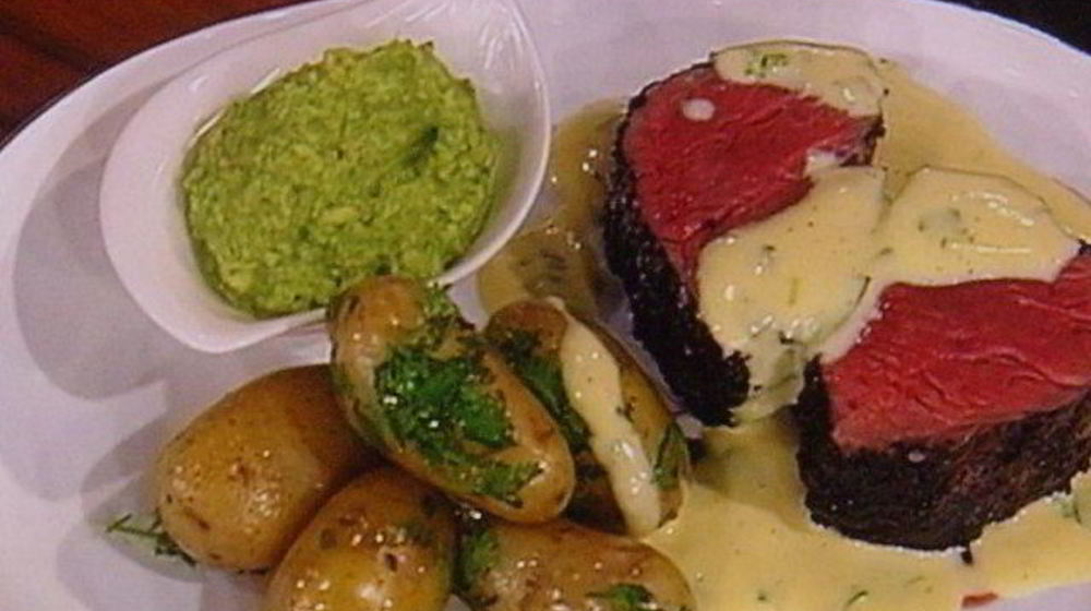 Как приготовить филе говядины со спаржевым песто под соусом b arnaise