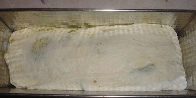 Рецепт хлеба с соусом песто