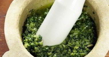 Рецепт Песто из петрушки, грецких орехов и семян льна