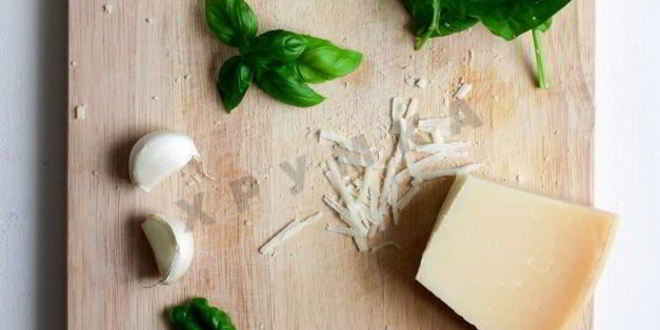 Рецепт пряного соуса песто из шпината