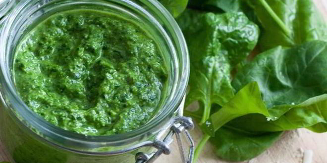 Рецепт пряного соуса песто из шпината