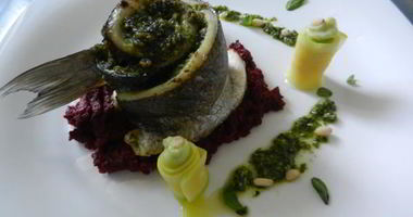 Рецепт Сибаса, запеченого с соусом песто