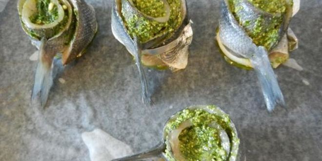 Рецепт сибаса, запеченого с соусом песто