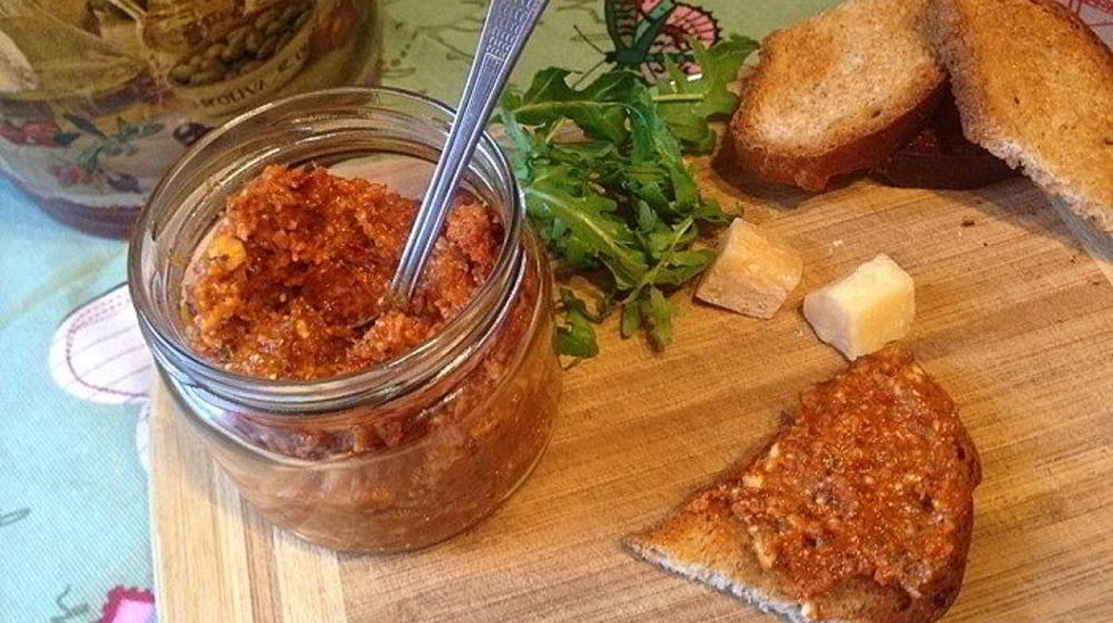 Как приготовить томатный песто