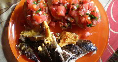 Рецепт Рыбы запеченной, картошечки и соус сальса