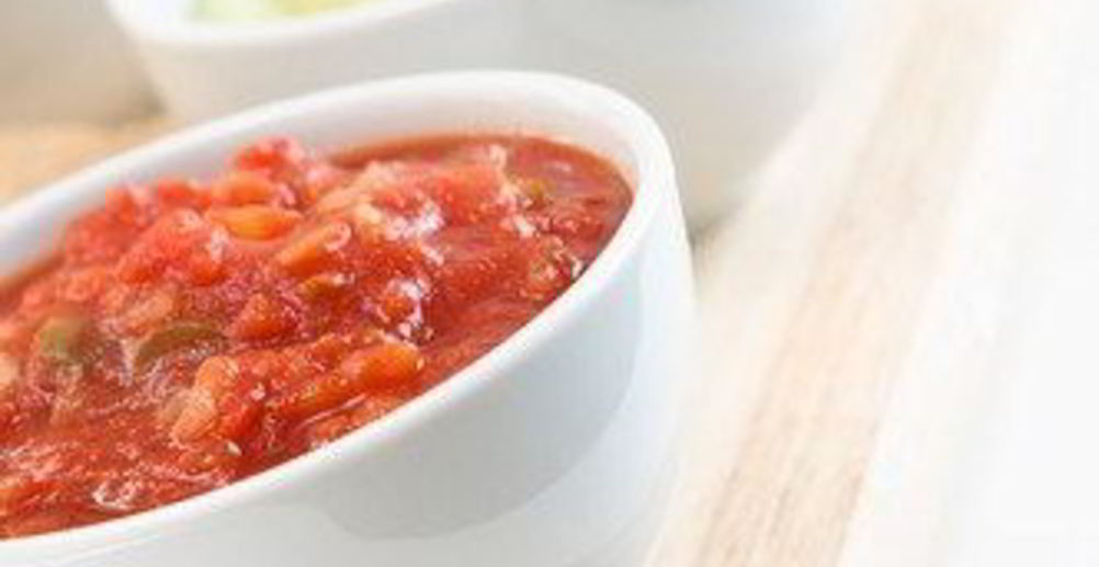 Рецепт сальсу из 3 видов помидоров к мясу на гриле