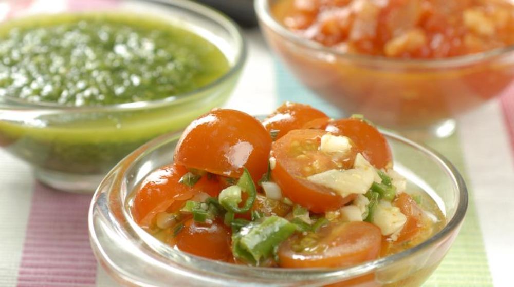 Как приготовить соусы сальса круда, сальса роха, сальса верде