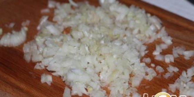 Рецепт томатной сальсы с кинзой и луком