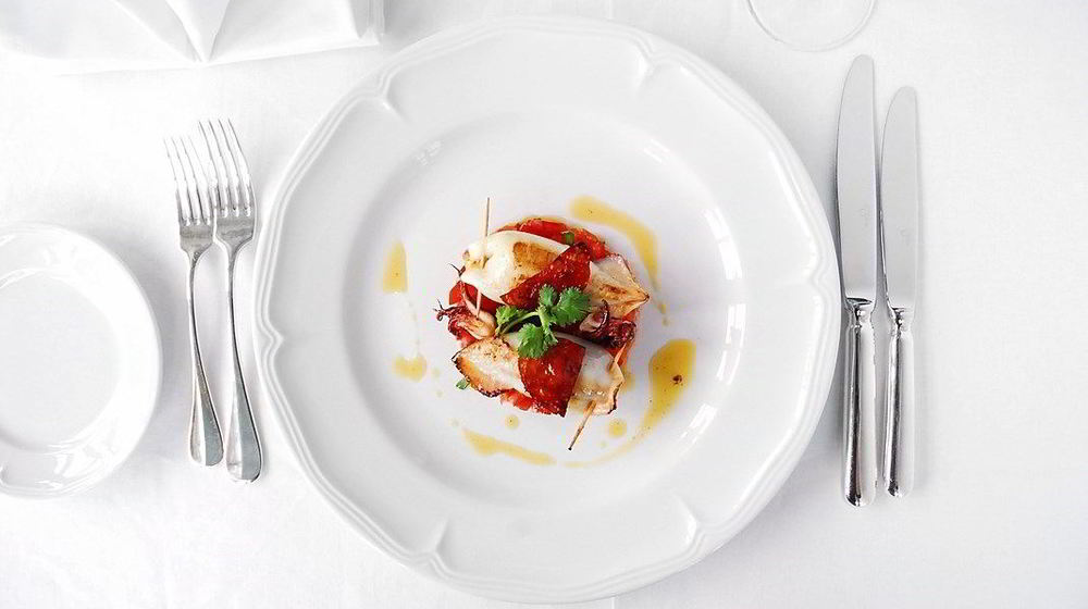 Как приготовить фаршированных кальмаров на тартаре из томатов