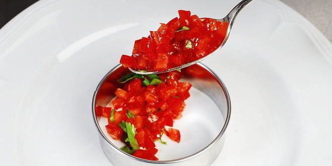 Рецепт фаршированных кальмаров на тартаре из томатов