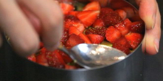 Рецепт летнего тартара с лососем