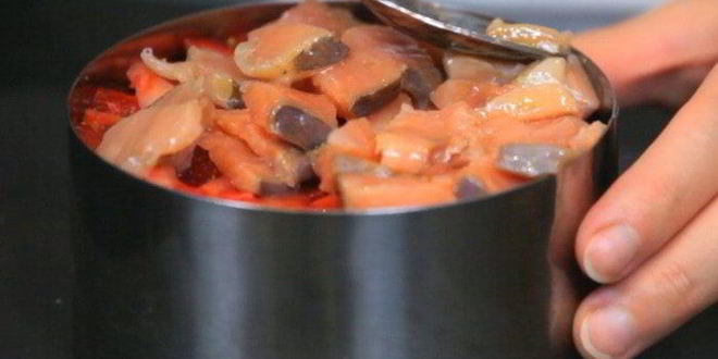 Рецепт летнего тартара с лососем