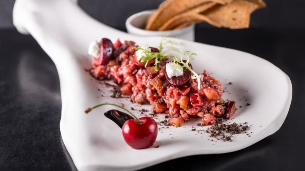 Как приготовить тартар из говядины с черешней