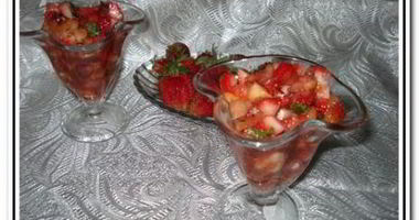 Рецепт Тартара из клубники и помидоров